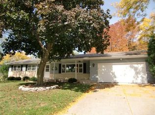 152 W Mac Arthur St, Sun Prairie, WI 53590