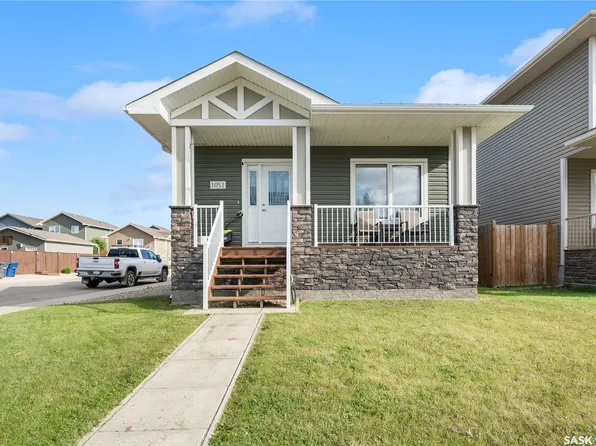 1051 Parr Hill Drive, Martensville, SK S0K 2T1