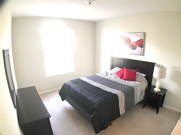 5th image of 4024 Breakview Dr Unit 406
