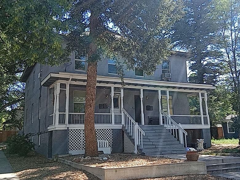 This is the Victorian building the apartment is in.