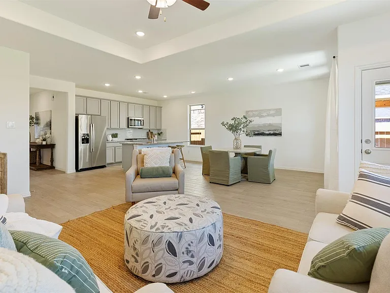 8003 Chukka Dr — Photo 13