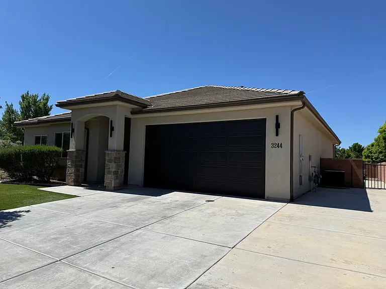 3244 S 240 W — Photo 16