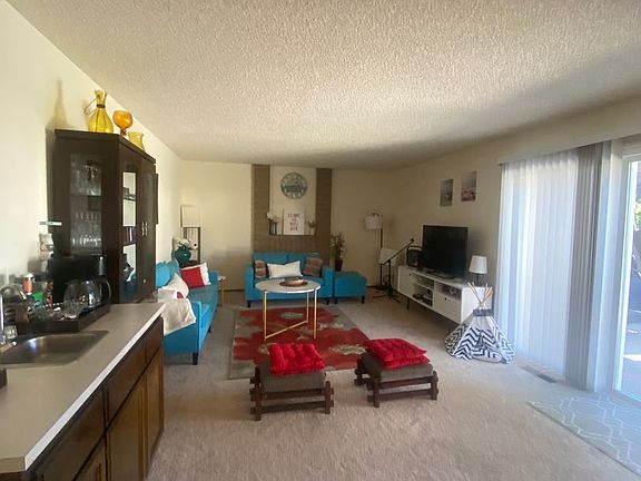 4th image of 691 Los Pinos Pl