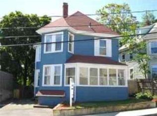 12 Sharon St, Waltham, MA 02453