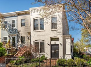 252 10th St NE, Washington, DC 20002
