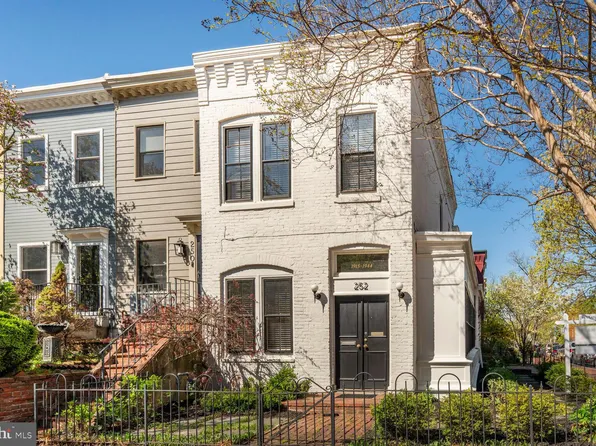 252 10th St NE, Washington, DC 20002