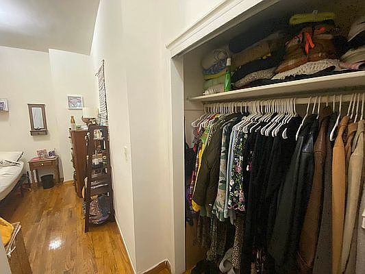 4th image of 172 W 81st St APT 3A