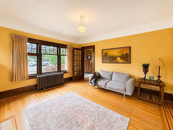 3rd image of 4117 W 11th Ave