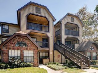 300 Lakepointe Dr UNIT 202, Altamonte Springs, FL 32701