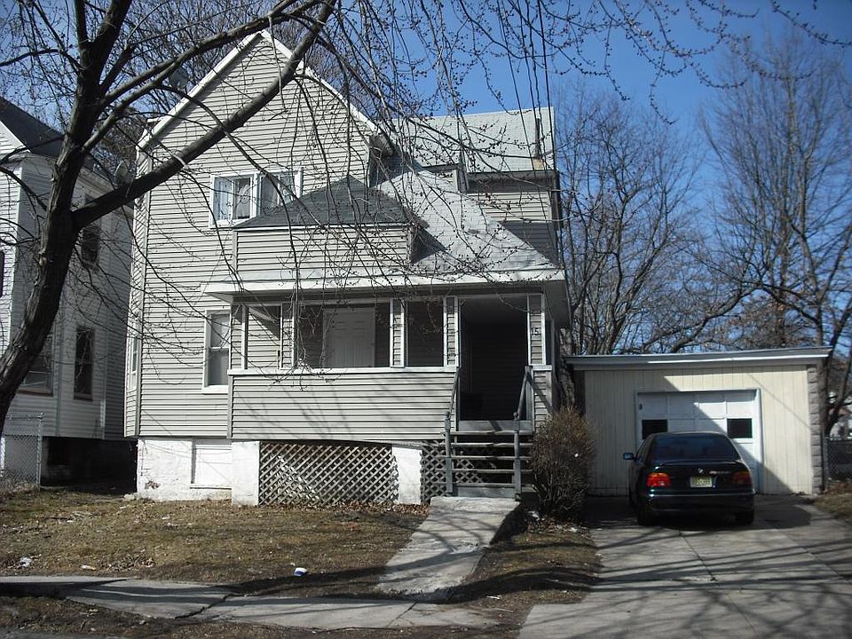 1st image of 15 Saint Paul Ave