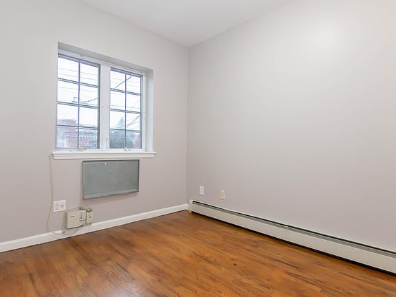 2nd image of 182 Bay 47th St APT 2