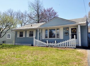19 Loralee Dr, Albany, NY 12205