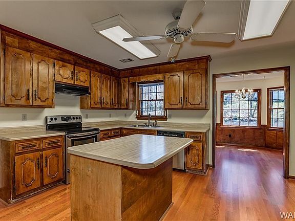5th image of 6008 Northwood Lake Dr E