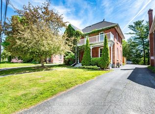 241 John St N, Arnprior, ON K7S2P3