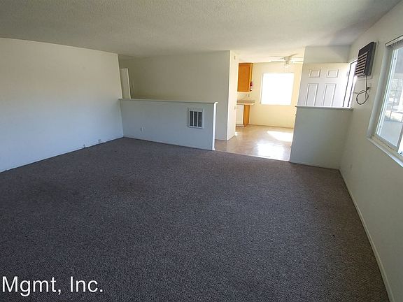 5th image of 2550 Hayes Dr