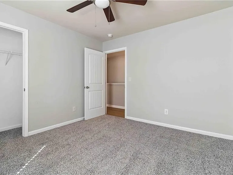100 Heritage Club Cir — Photo 12