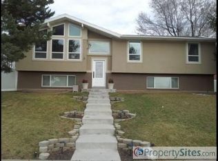 11205 S Windy Peak Ridge Dr, Sandy, UT 84094