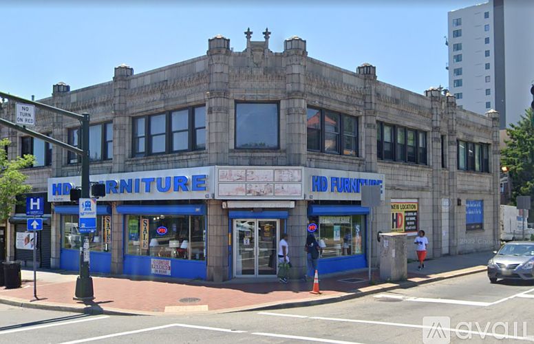 1st image of 623 Central Ave