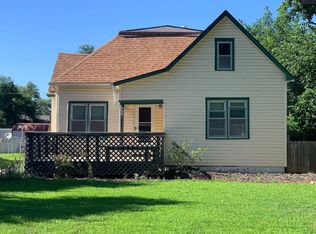 1214 E 9th Ave, Hutchinson, KS 67501