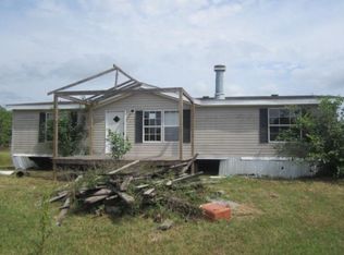 7015 Meadowgreen Ln, Needville, TX 77461