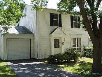 1st image of 3S131 Birchwood Dr