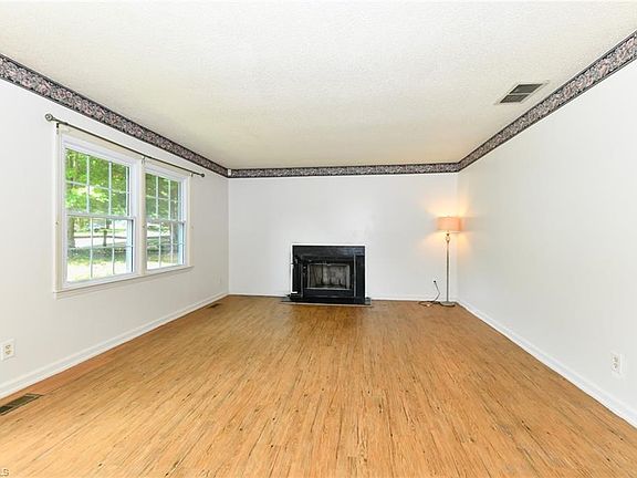 5th image of 1206 Haverhill Dr