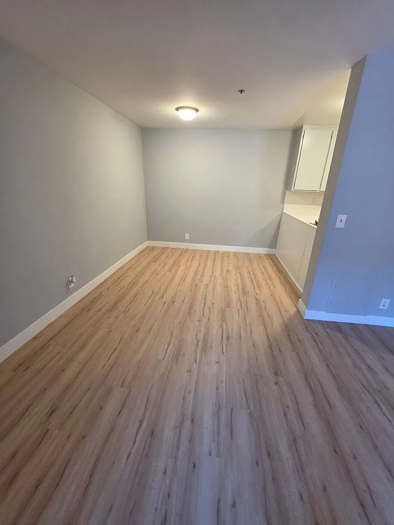1507 N. Durant Street — Photo 2