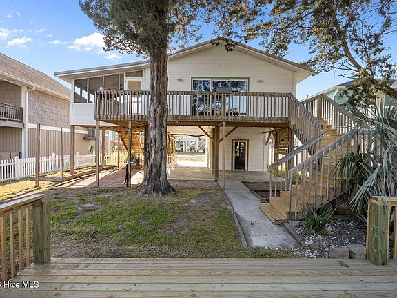 4th image of 140 Marlin Drive