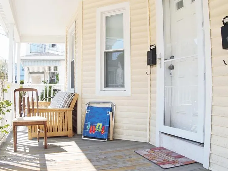 3 Benson St #D2 — Photo 2