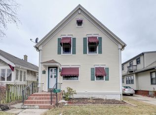 1004 Blaine Ave, Racine, WI 53405