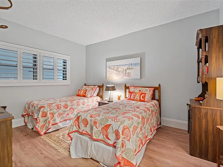 4950 Gulf Blvd #605 — Photo 28