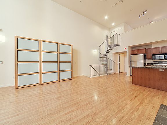 4th image of 950 Harrison St Unit 113