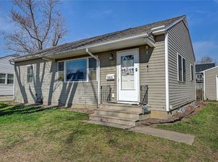 2012 Chandler St SW, Cedar Rapids, IA 52404