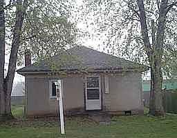1st image of 1042 W Hendricks Ave