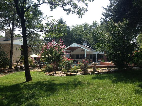 2nd image of 3401 Barberry Ct