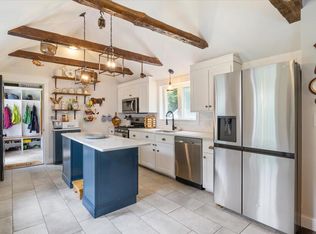 298 Back St, Hebron, ME 04238