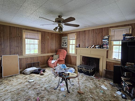 33rd image of 2083 Harvey Point Road