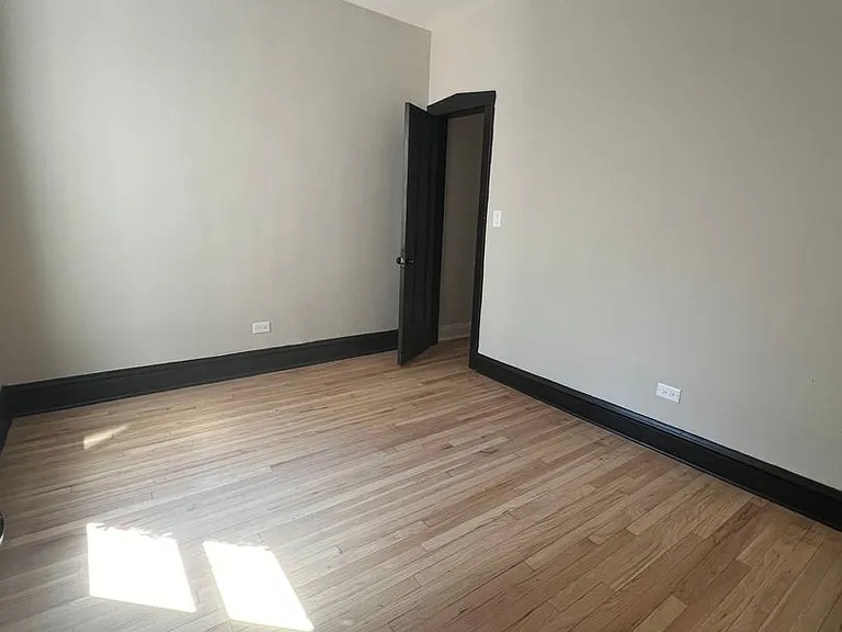 4035 Central Park — Photo 16