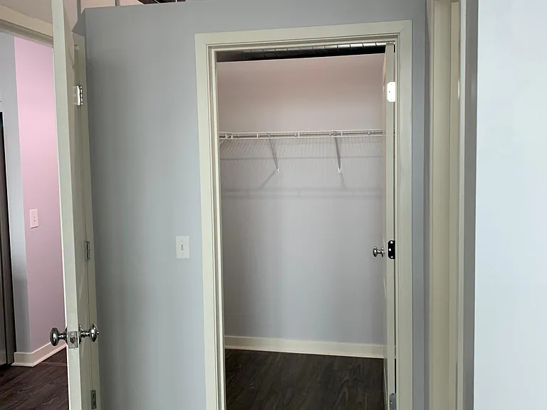 50 E 16th St #1007 — Photo 15