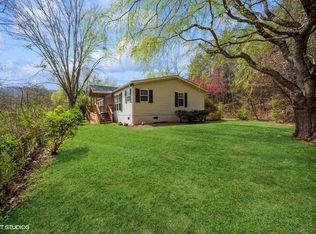 100 Ramblewood Dr, Sylva, NC 28779