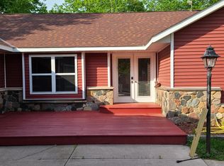 9280 Blueberry Trl, Rush City, MN 55069
