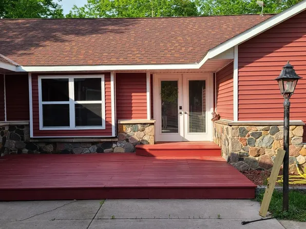 9280 Blueberry Trl, Rush City, MN 55069
