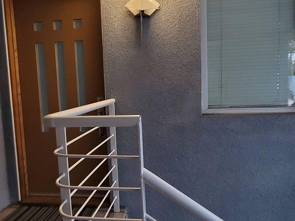 2nd image of 704 Kettner Blvd