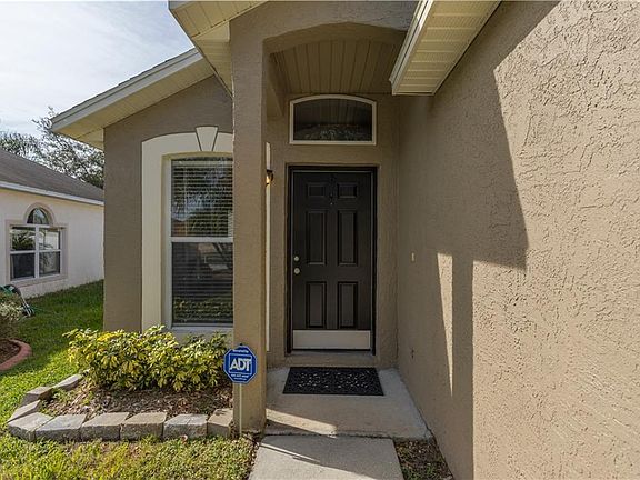 5th image of 10529 Opus Dr