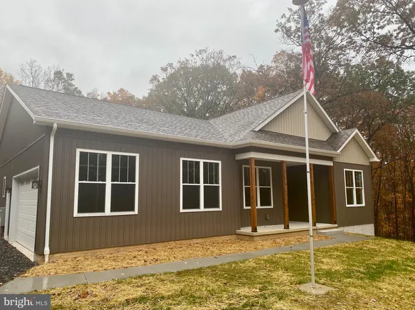 741 Fable Rd, Hedgesville, WV 25427