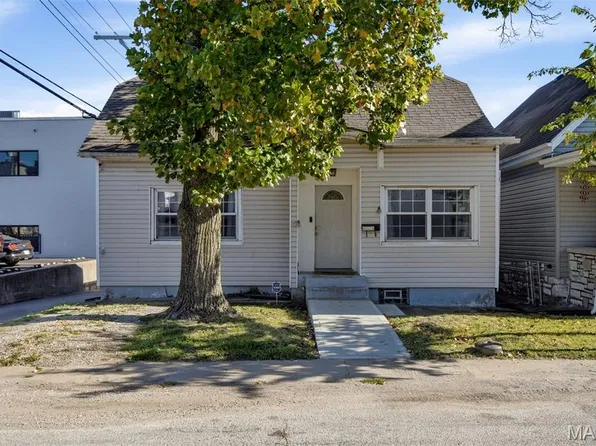4879 Oldenburg Ave, Saint Louis, MO 63123