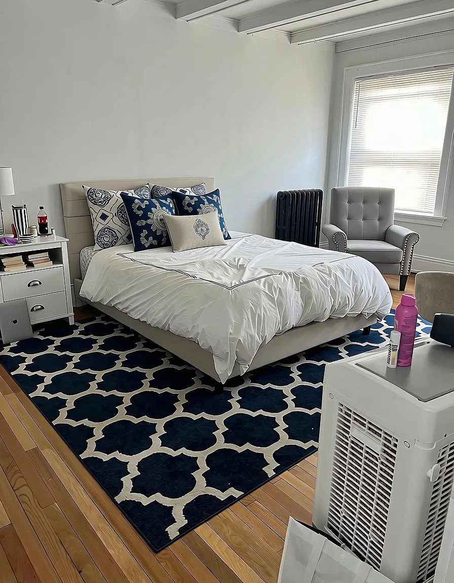 3 bed, 1300 sqft, $3,995 — Photo 1