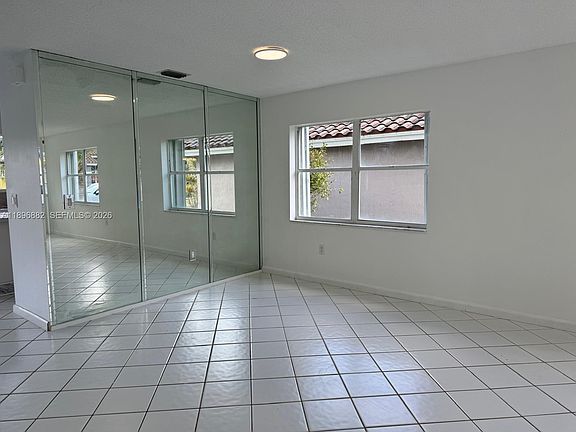 5th image of 12149 NW 34th St