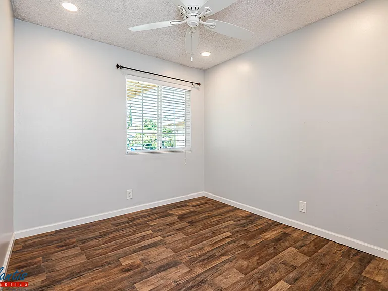 3084 Balgray Ct — Photo 10