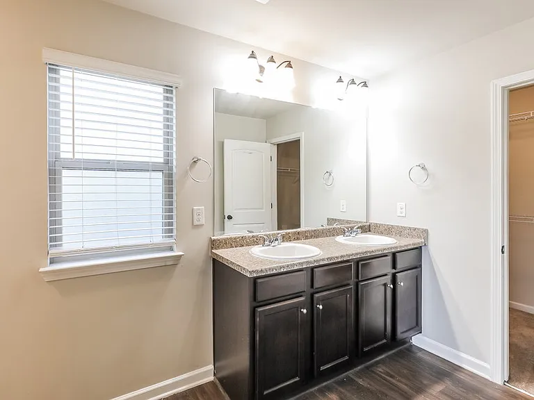 285 Magnaview Dr — Photo 10